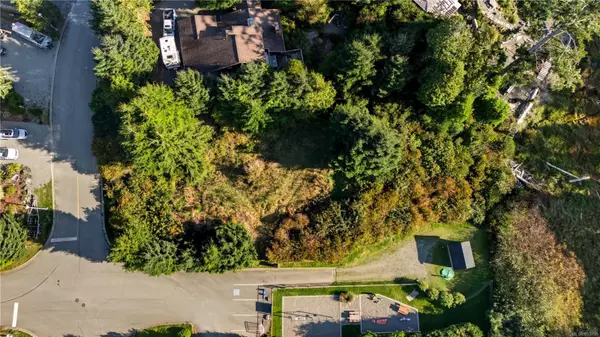 Ucluelet, BC V0R 3A0,912 Barkley Pl