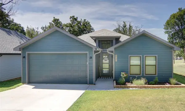 930 W Florence Street,  Denison,  TX 75020