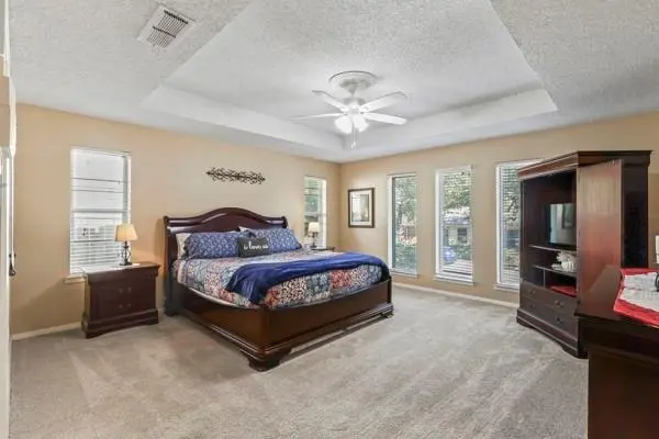 Bedford, TX 76021,3405 Scenic Hills Drive