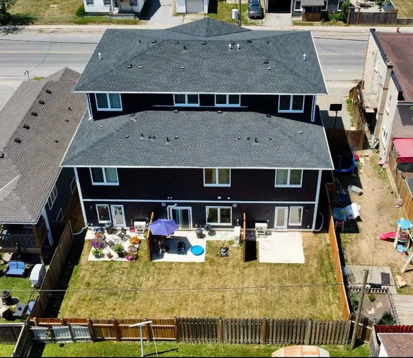 Welland, ON L3B 1Y7,105 Southworth ST N #105B