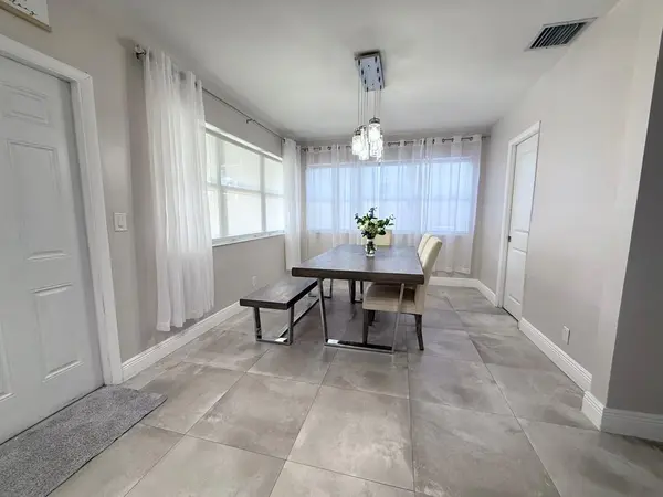 Hollywood, FL 33021,2340 N 58th Ter