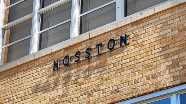 Hosston, LA 71043,14905 Oak Street