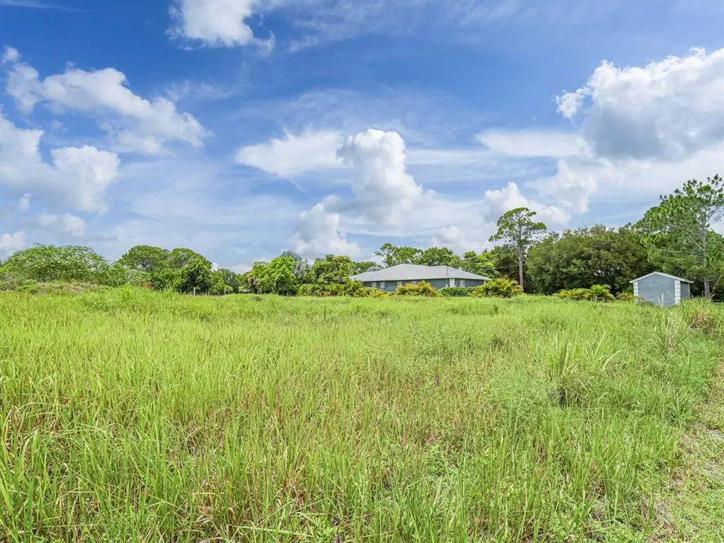 Vero Beach, FL 32967,4140 48th St