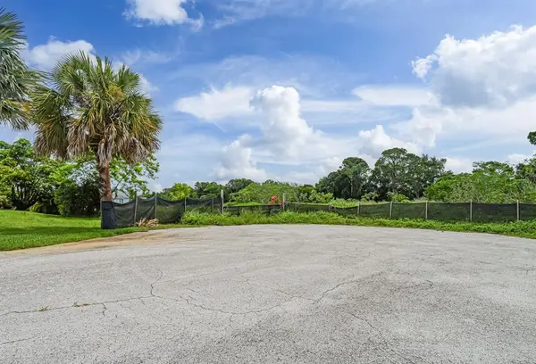 Vero Beach, FL 32967,4140 48th St