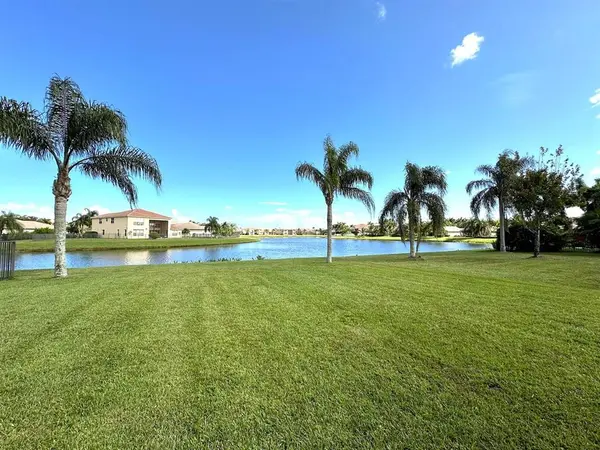 Vero Beach, FL 32962,1886 Grey Falcon Cir SW
