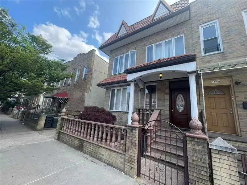 1956 64th ST, Brooklyn, NY 11204
