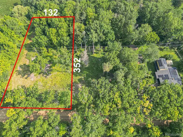 7230 Walnut Lake lot 1 RD, West Bloomfield Charter Township, MI 48323