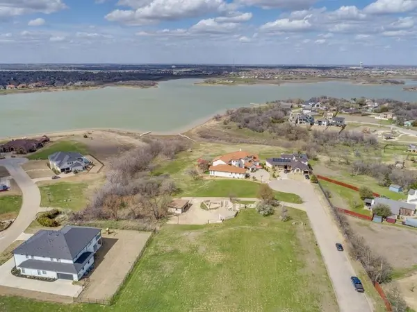 The Colony, TX 75056,7409 Waters Edge Court