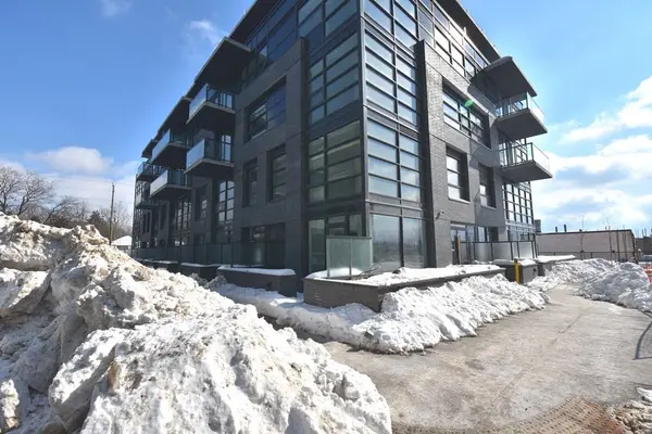 1614 Charles ST #435, Whitby, ON L1N 0P4