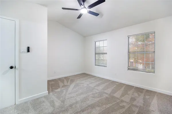 Garland, TX 75040,613 Carriagehouse Lane #9