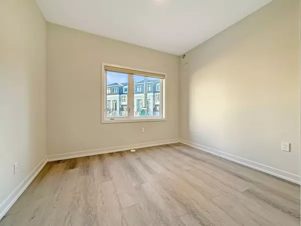 Richmond Hill, ON L4B 0J7,10 Honey Milk LN