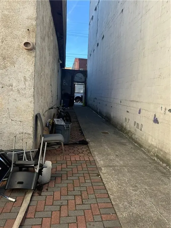 2760 West 15th ST, Brooklyn, NY 11224