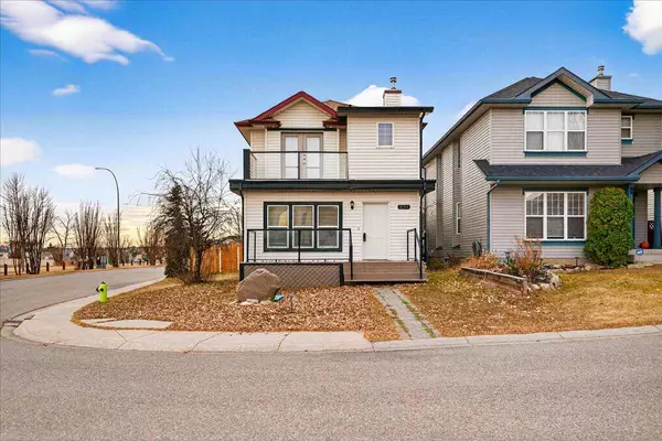 2103 Country Hills CIR NW, Calgary, AB T3K 4Z3