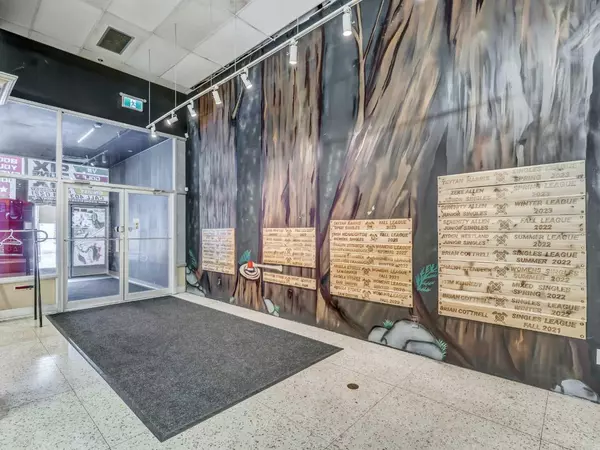 Medicine Hat, AB T1A0H1,450 3 ST SE #120