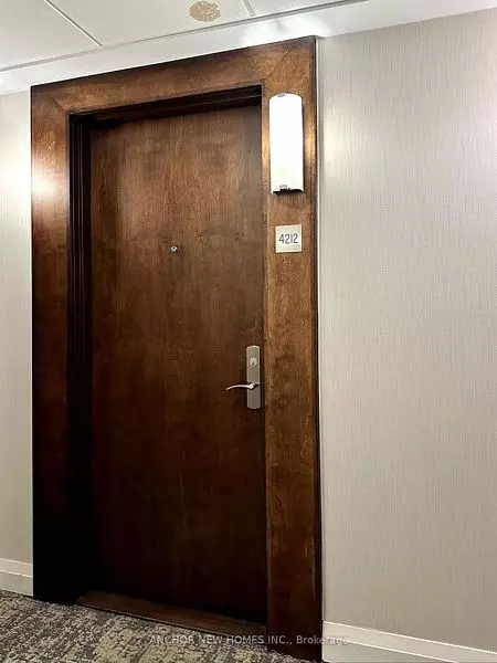 Toronto C01, ON M5G 2R3,763 Bay ST #4212