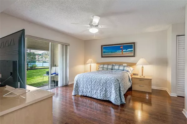 Pembroke Pines, FL 33025,150 S Hollybrook Ter #107