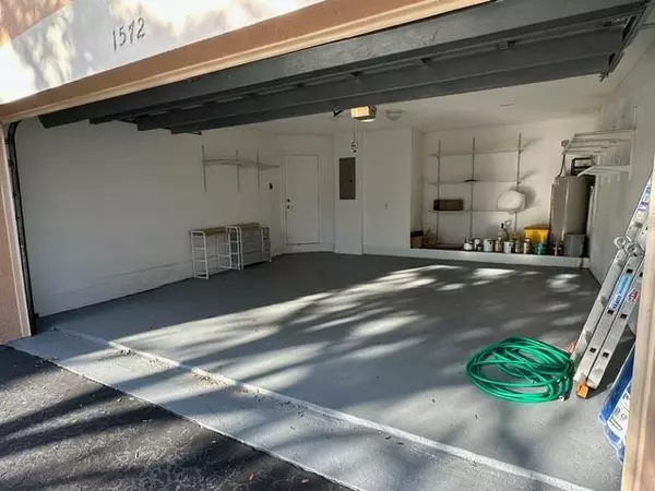 Weston, FL 33327,1572 Banyan Way