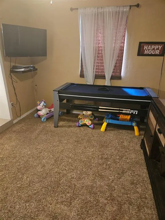 Miami, FL 33169,30 NW 189th St