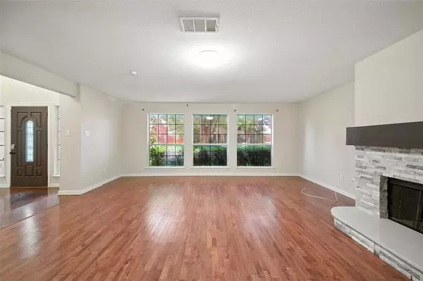 Wylie, TX 75098,825 Foxwood Lane