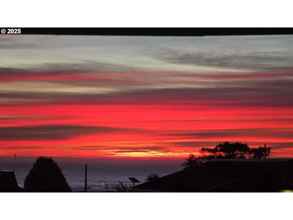 Brookings, OR 97415,97972 HALLWAY RD #23