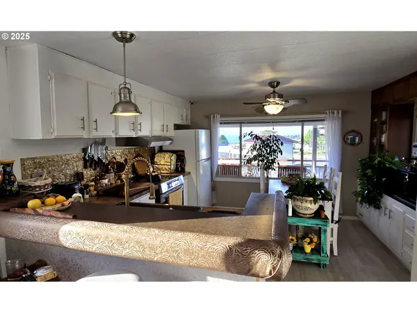 Brookings, OR 97415,97972 HALLWAY RD #23