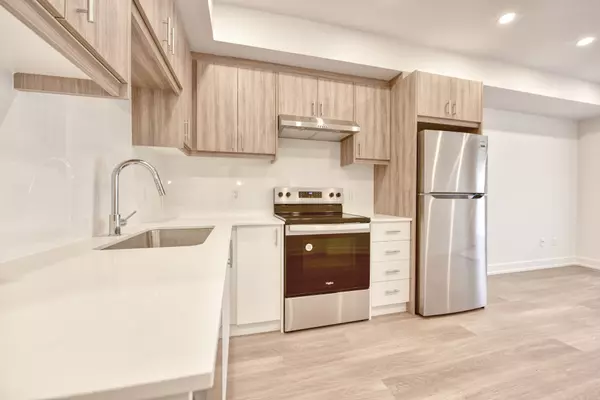 Toronto W03, ON M6E 4R1,385 McRoberts AVE #Main Floor