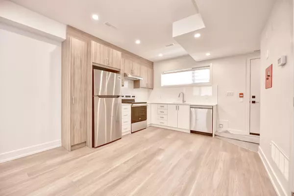 Toronto W03, ON M6E 4R1,385 McRoberts AVE #Laneway