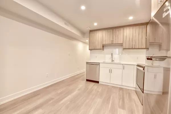 Toronto W03, ON M6E 4R1,385 McRoberts AVE #Basement