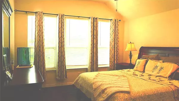 Lewisville, TX 75010,1907 Edgecreek Path