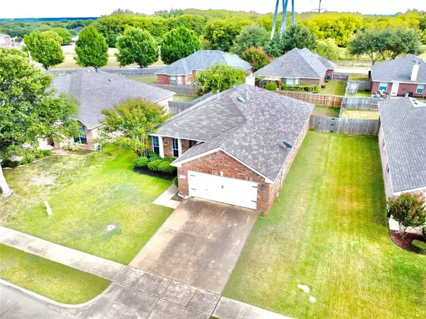 Grand Prairie, TX 75052,2779 Sunvalley Drive