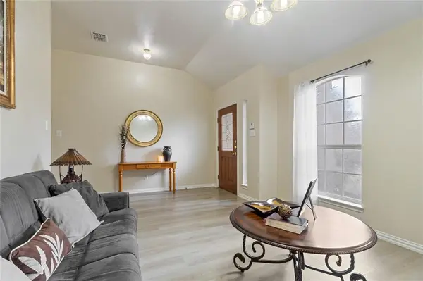 Grand Prairie, TX 75052,2779 Sunvalley Drive