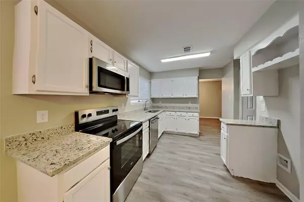 Arlington, TX 76018,5915 Rocky Point Drive