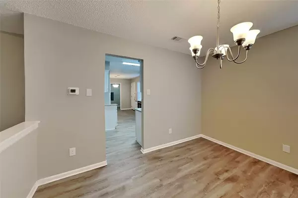 Arlington, TX 76018,5915 Rocky Point Drive