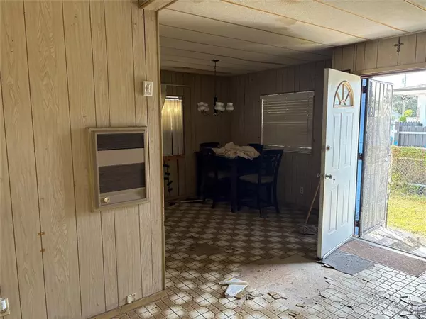 Miami, FL 33142,2129 NW 59th St