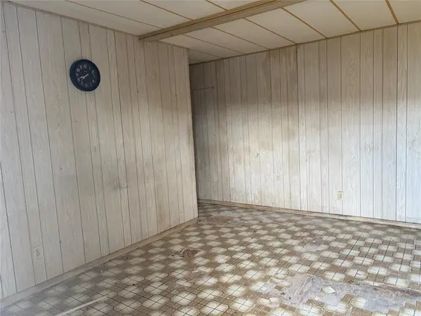 Miami, FL 33142,2129 NW 59th St