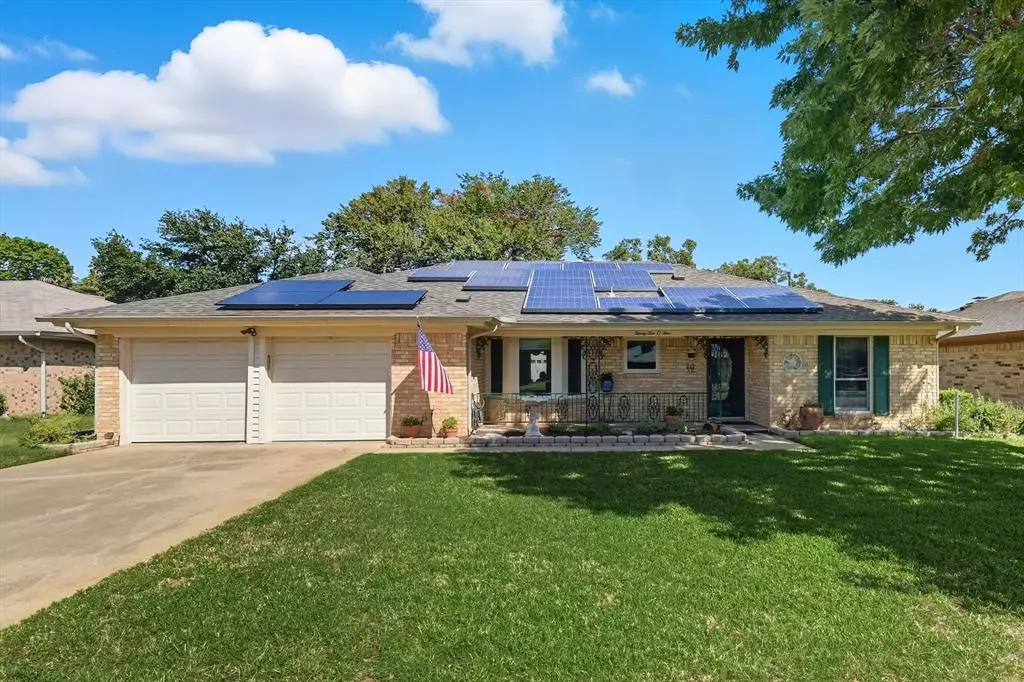 Euless, TX 76040,2504 Westpark Way Circle