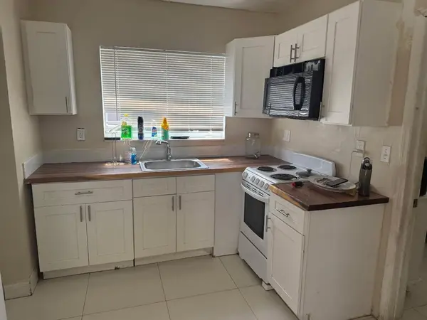 Hollywood, FL 33020,1942 Buchanan St