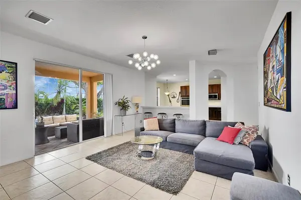 4100 E Gardenia Ave,  Weston,  FL 33332