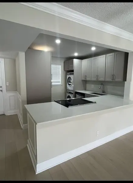 2960 Riverside Dr #216, Coral Springs, FL 33065