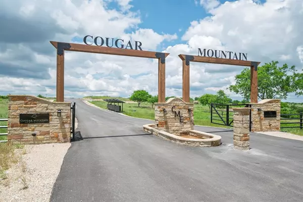 2500 Tom Chaney, Granbury, TX 76049