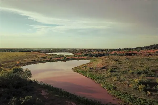 Merkel, TX 75455,718 W CR 301