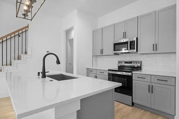 Rowlett, TX 75089,8918 Lowell Street