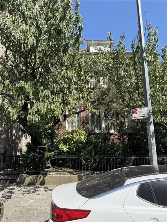 1663 East 18th ST, Brooklyn, NY 11229