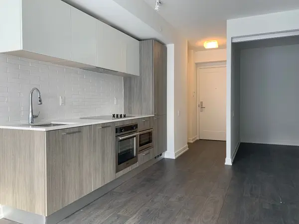 Toronto C08, ON M4Y 0C6,3 Gloucester ST #309