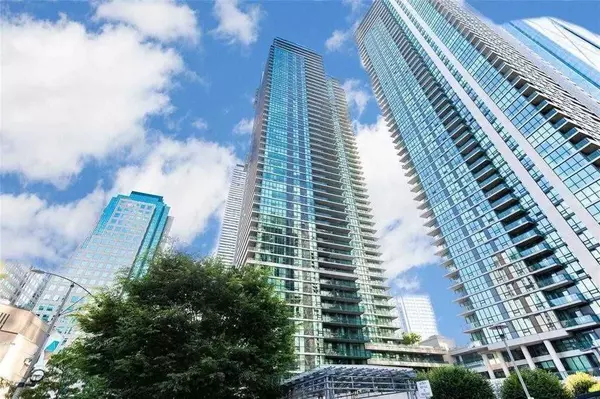 33 Bay ST #2010, Toronto C01, ON M5J 2Z3