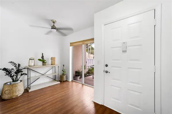 Tamarac, FL 33321,7427 N Devon Dr #108