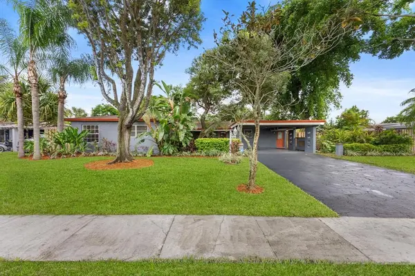 Margate, FL 33063,1428 E River Dr