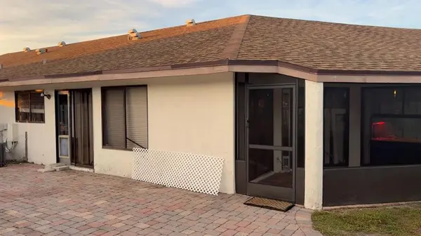 9616 Golf State Park Cir, Boca Raton, FL 33428