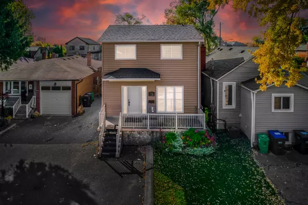 1076 Eastmount AVE #Upper, Mississauga, ON L5E 1Z3