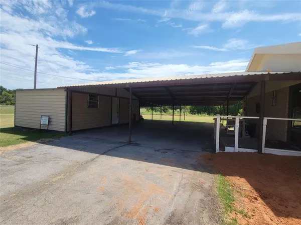 Graham, TX 76450,215 Cedar Court